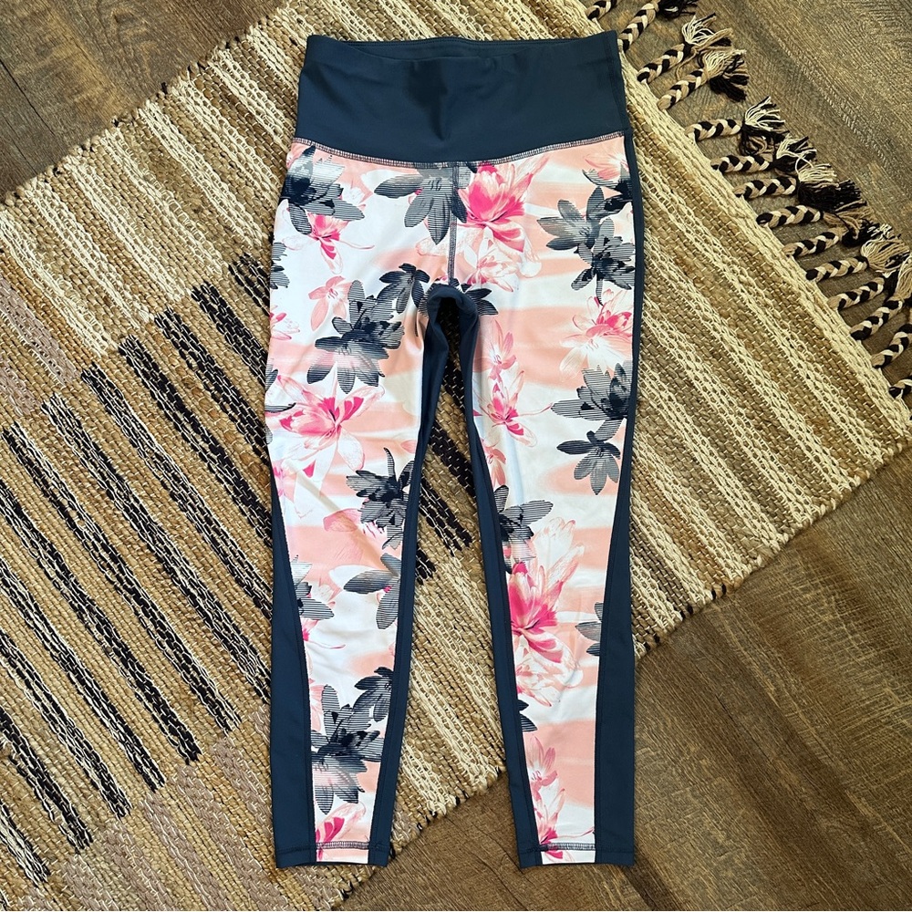☾ XERSION floral capris